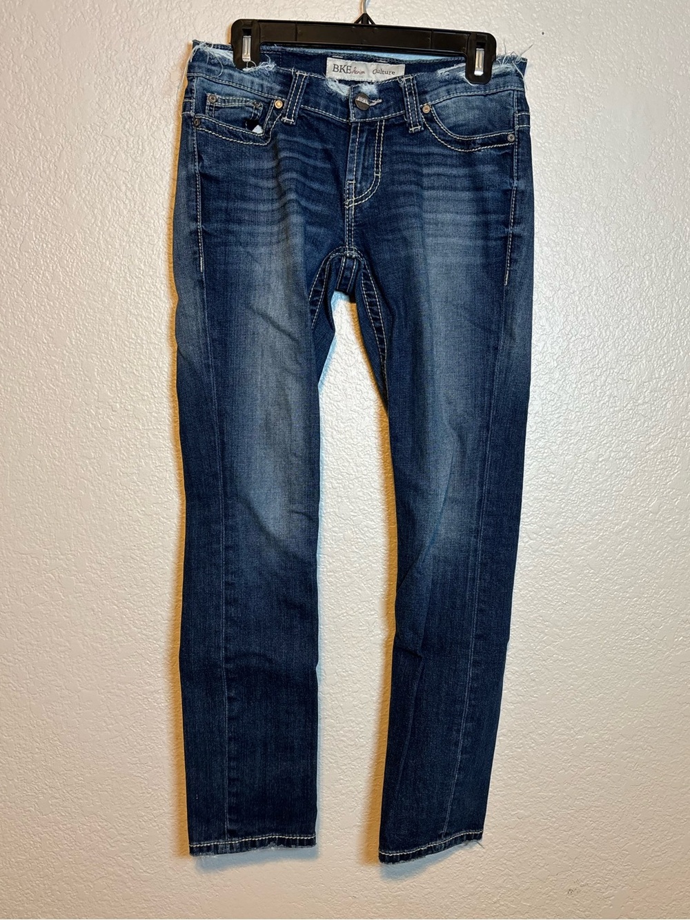 BKE Denim Culture Straight Jean Dark Fade Distressed 27 Women
